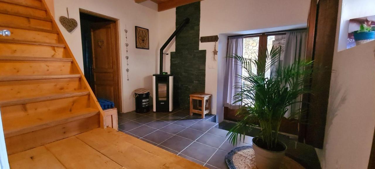 Gite La Montagnette Ruffieux Exterior foto